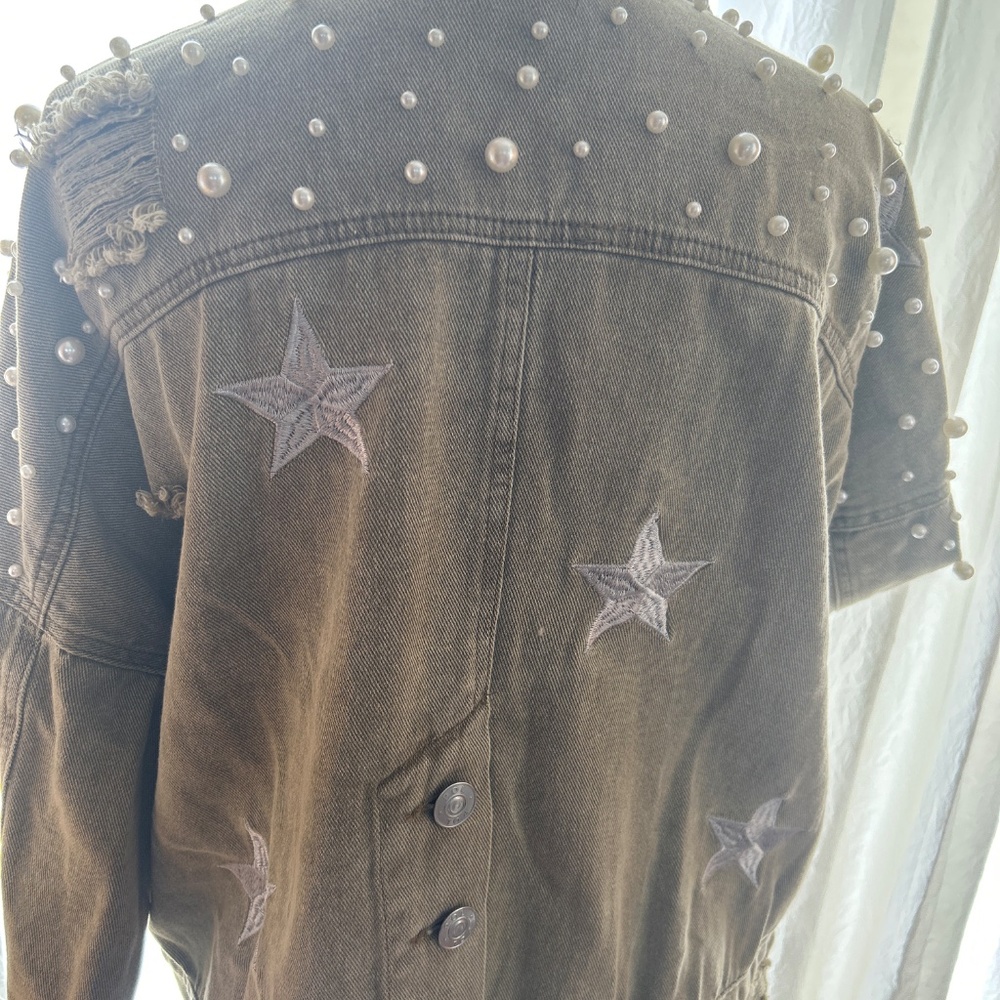 POL - Picture 2 of 3